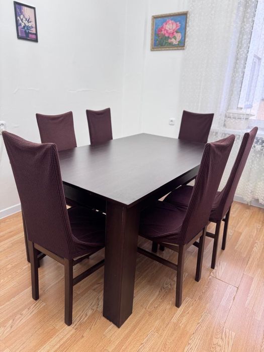 Стол и стулья для кухни