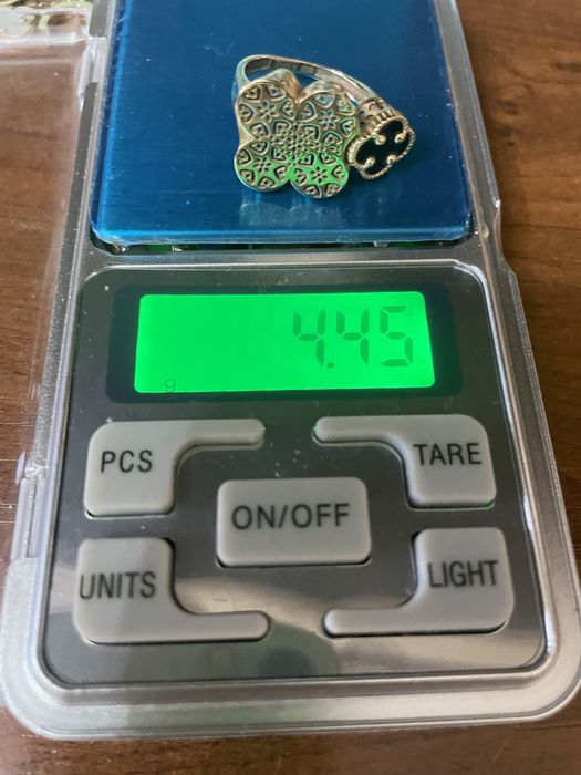 Золотые серьги и кольцо 585 пр