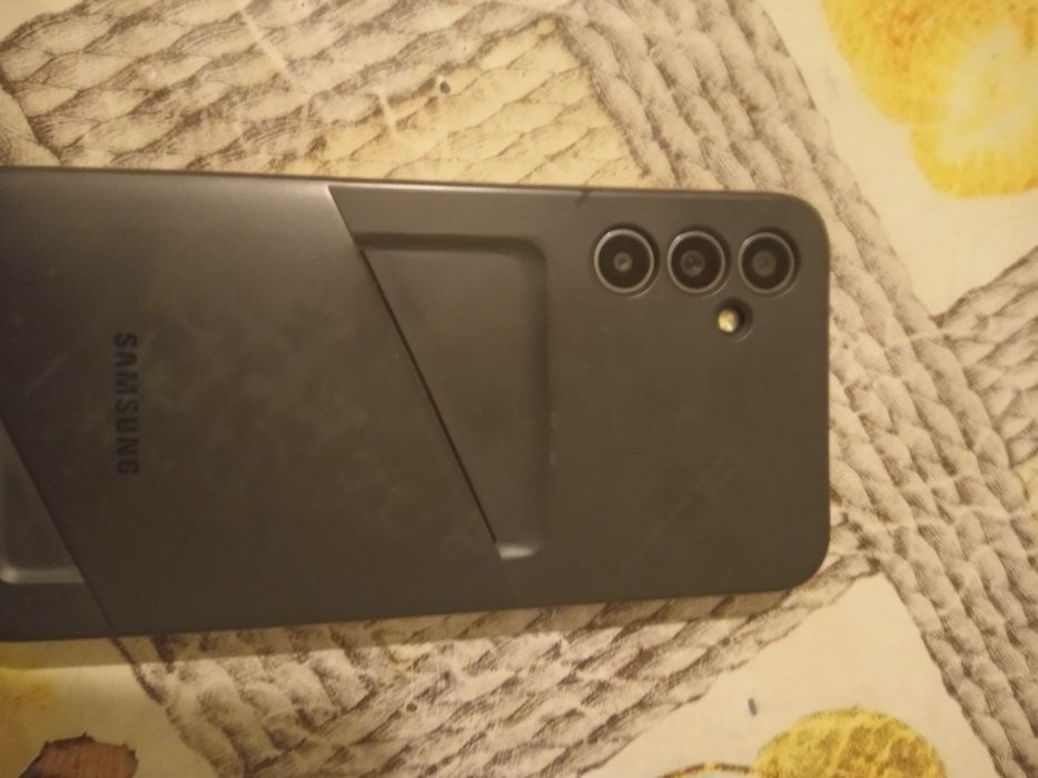 Vand un telefon samsung a 34 5 g