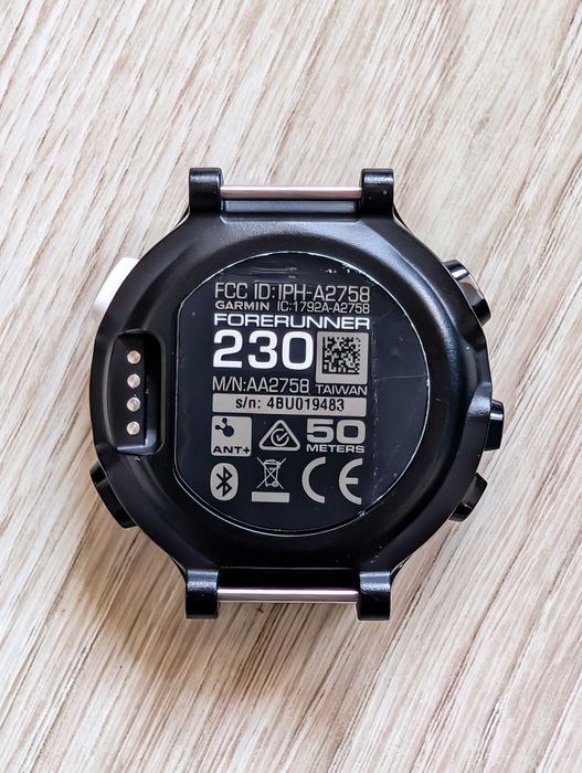 Garmin Forerunner 230 (fără curea)