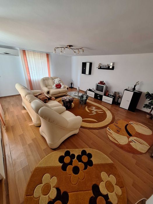 Super Oferta Casa la tara Movila Miresii