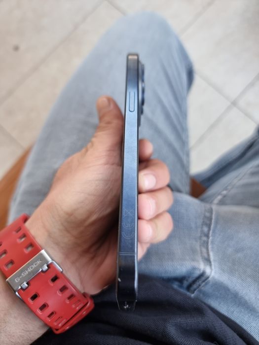 iPhone 15 Pro Max 512GB(10/10) + airpods