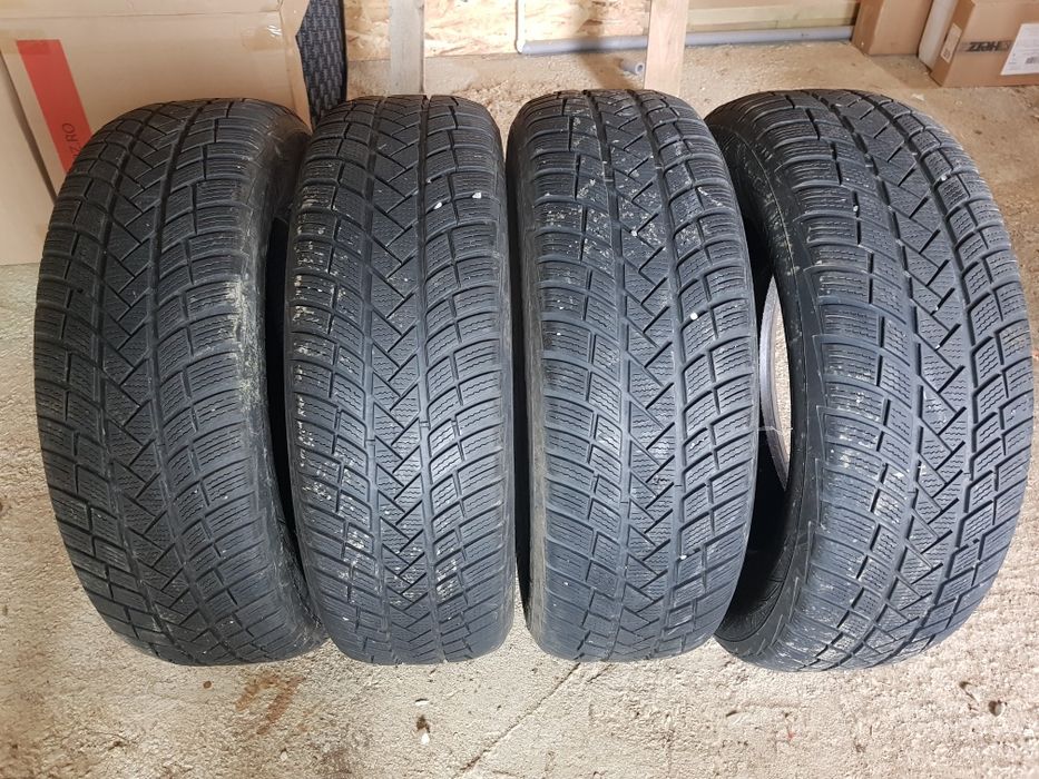 Cauciucuri / Anvelope de iarna / mixte R14 - R20