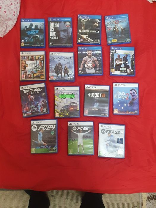 Диски с играми на PS5