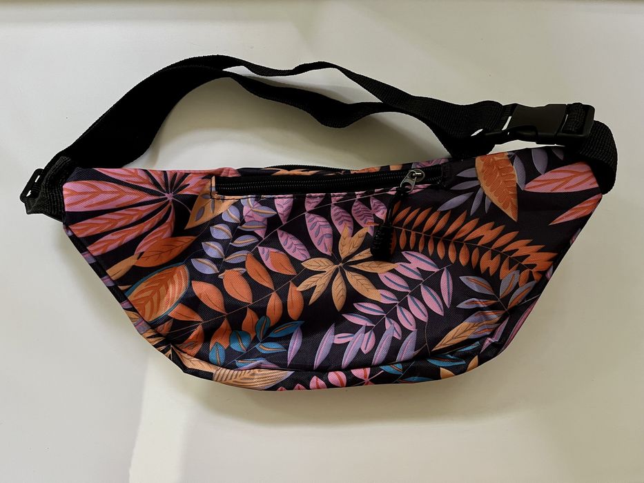 Поясная сумочка новая