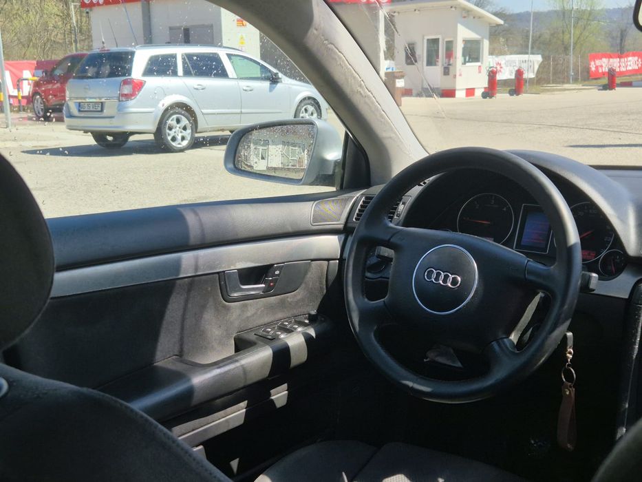 Audi A4 B6, 1.9 Tdi,131cp,5 trepte!