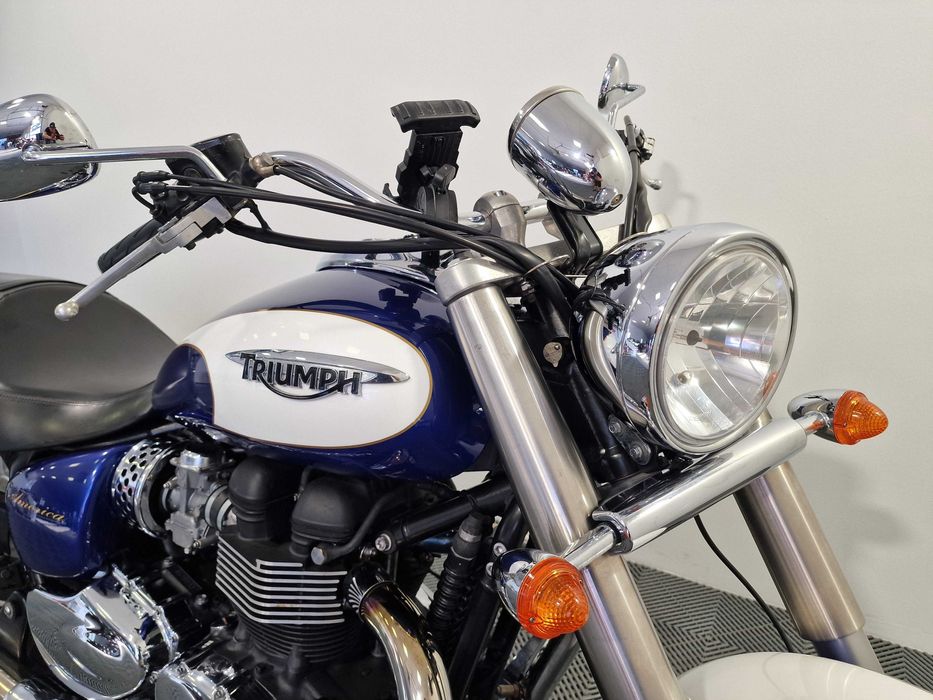 Triumph America 865 2013 25019 km, stare foarte bună - Garanție
