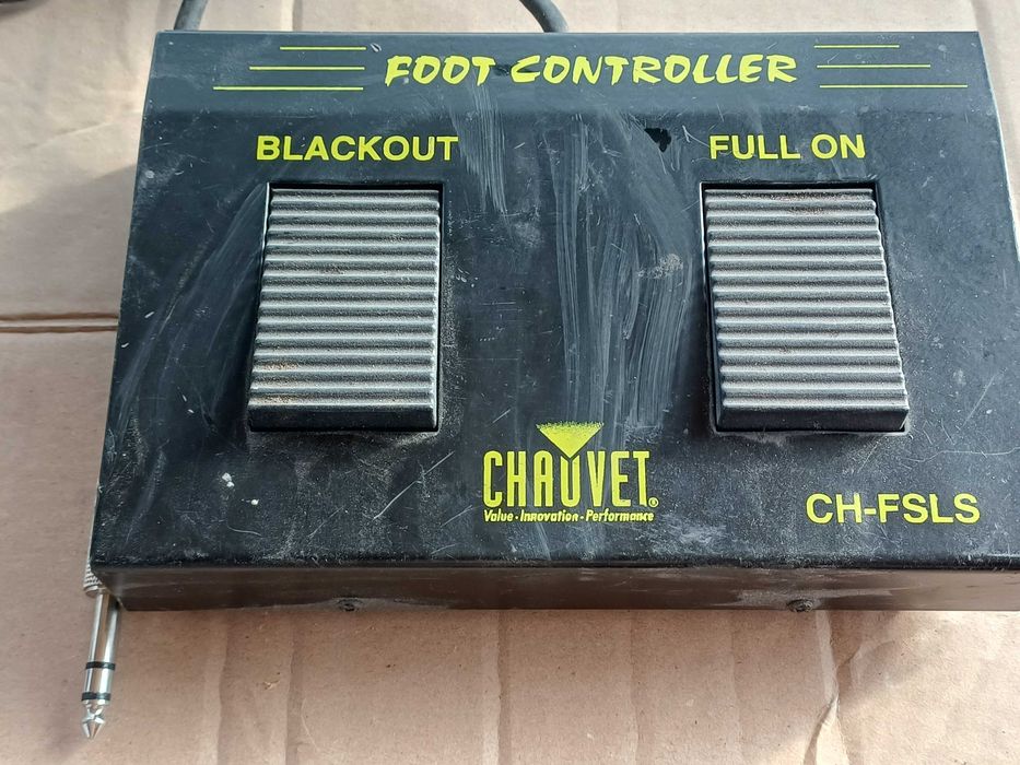 Controlere Bugera si Chauvet CH-FSL5