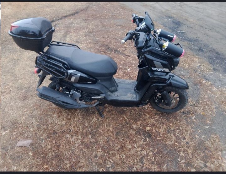 Скутер танк 150.