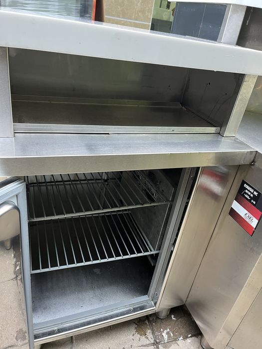 Работна маса шкаф неръждавейка