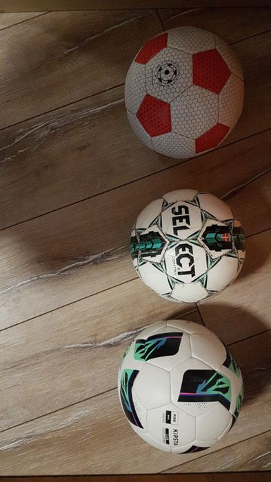 Футболни спортни топки