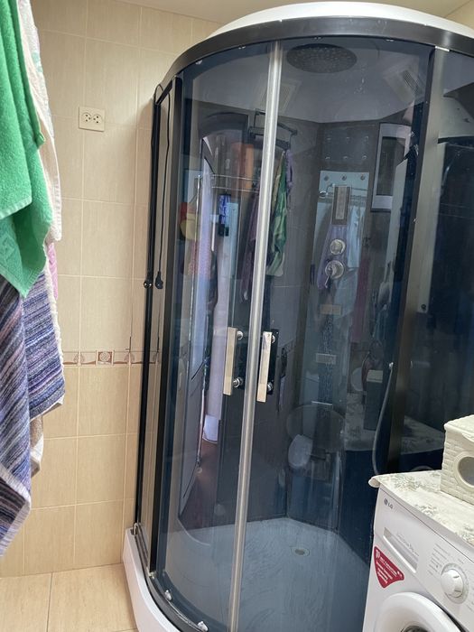 Продается душевая кабина