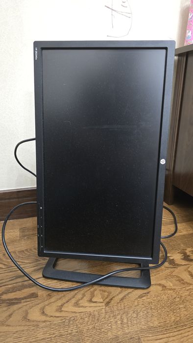 Монитор 22' Full HD HP поворотный. IPS матрица