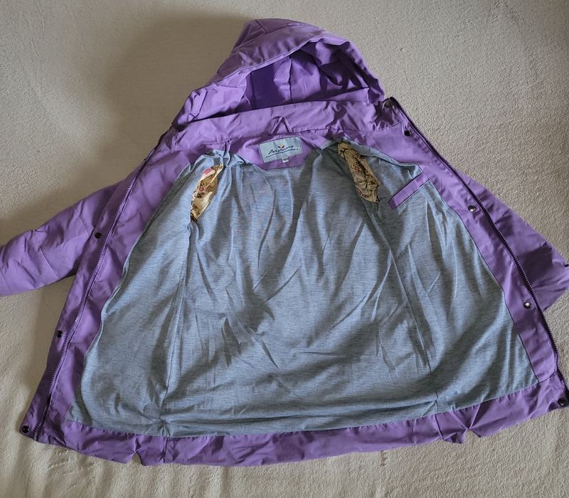 Демисезонная куртка для девочки 146 см