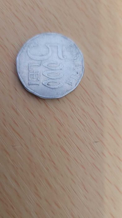 Moneda 5000 lei din anul 2002