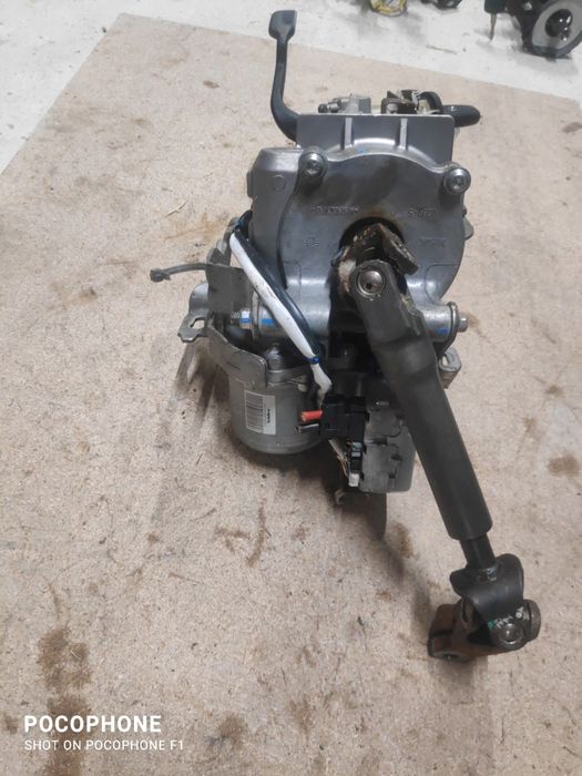 Ел Хидравлика/Кормилен прът Nissan Qashqai/Нисан Кашкай 2015г.