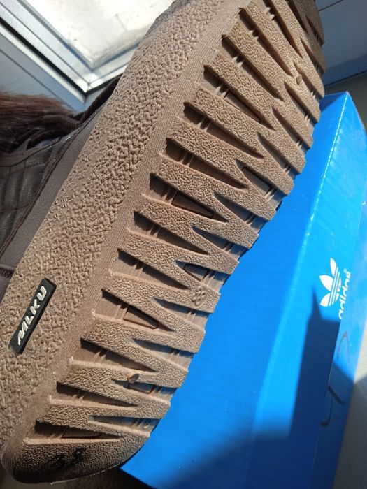 Продам новые сапожки 36и37 размер