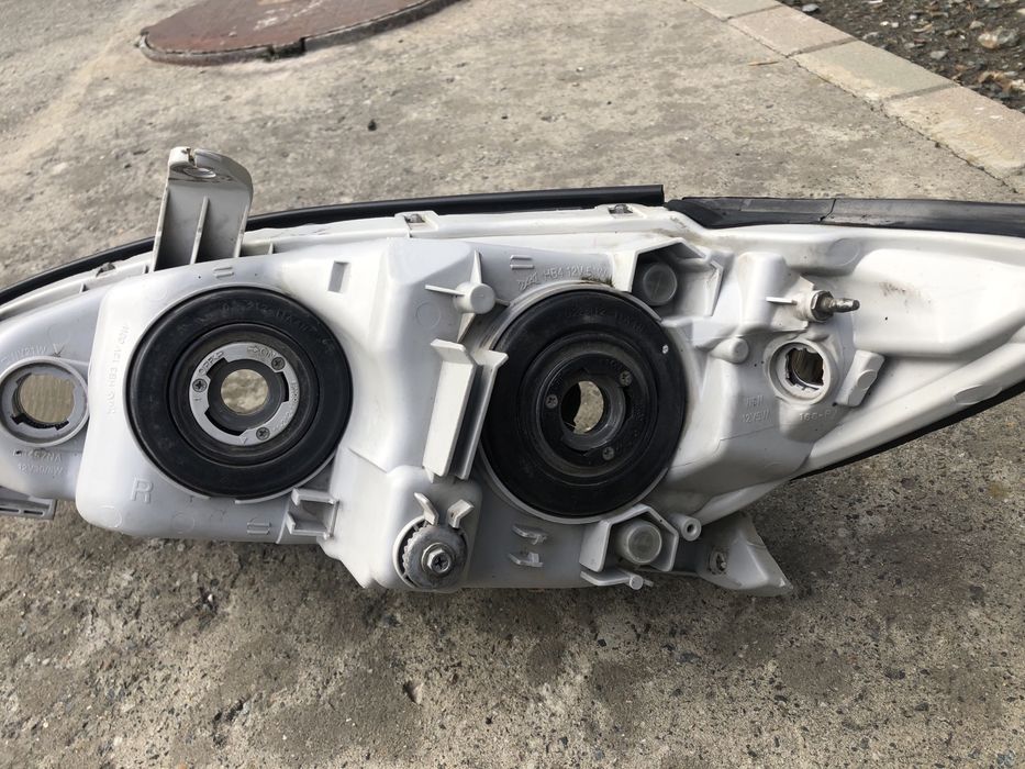 Фара правая камри 35