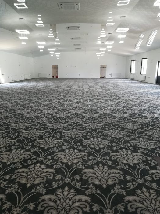 Montaj pardoseli calde  linoleum tarkkt, mochetă