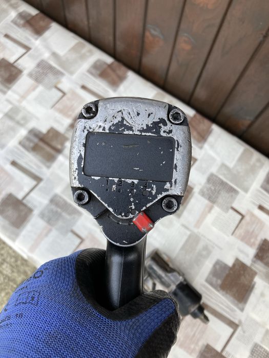 Ударни гаековерти 1/2