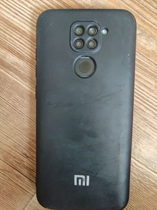 Продам телефон redmi note 9