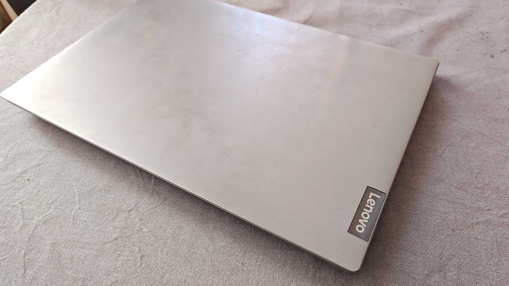 vand laptop lenovo