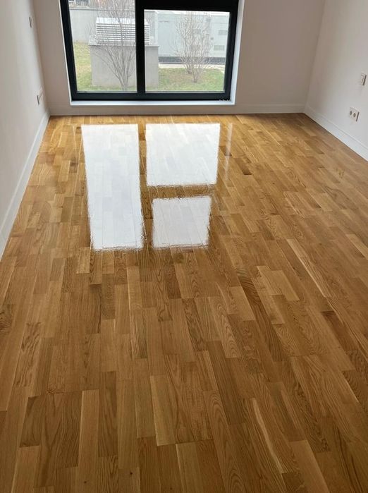 Raschetare parchet, reconditionare si montaj parchet, parchetari