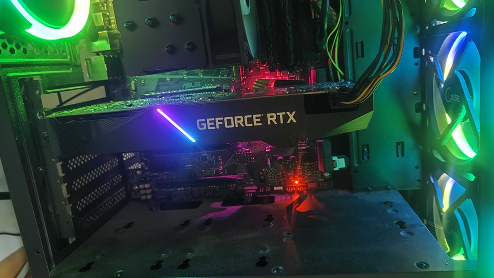 Продава се следната карта ASUS GEFORCE RTX 2060 TURBO 6 GB