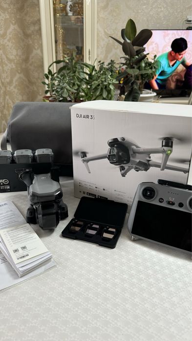 Продам Дрон Dji Air 3S Fly more Combo