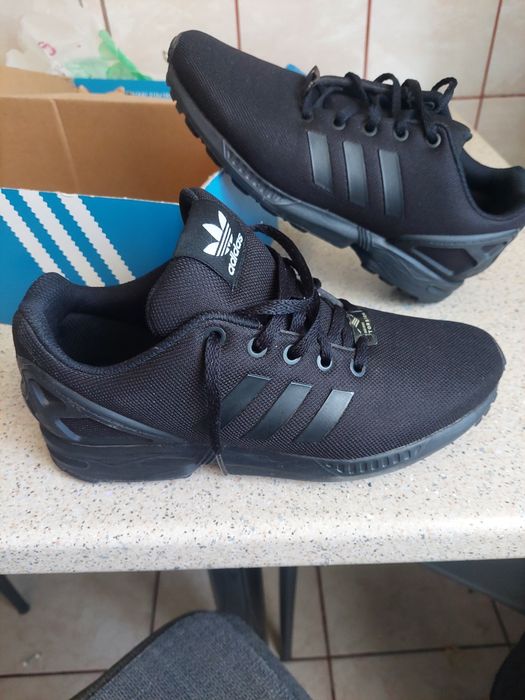 FLUX XV S 硬さ > xf atlas falcor genesis adidas zx flux - Pantofi sport casual | OLX.ro