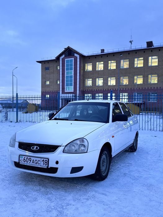 Продам приору родной окрасе