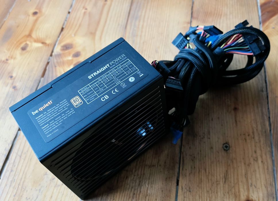 Sursa gaming beQuiet 600W certificare 80 Plus Gold