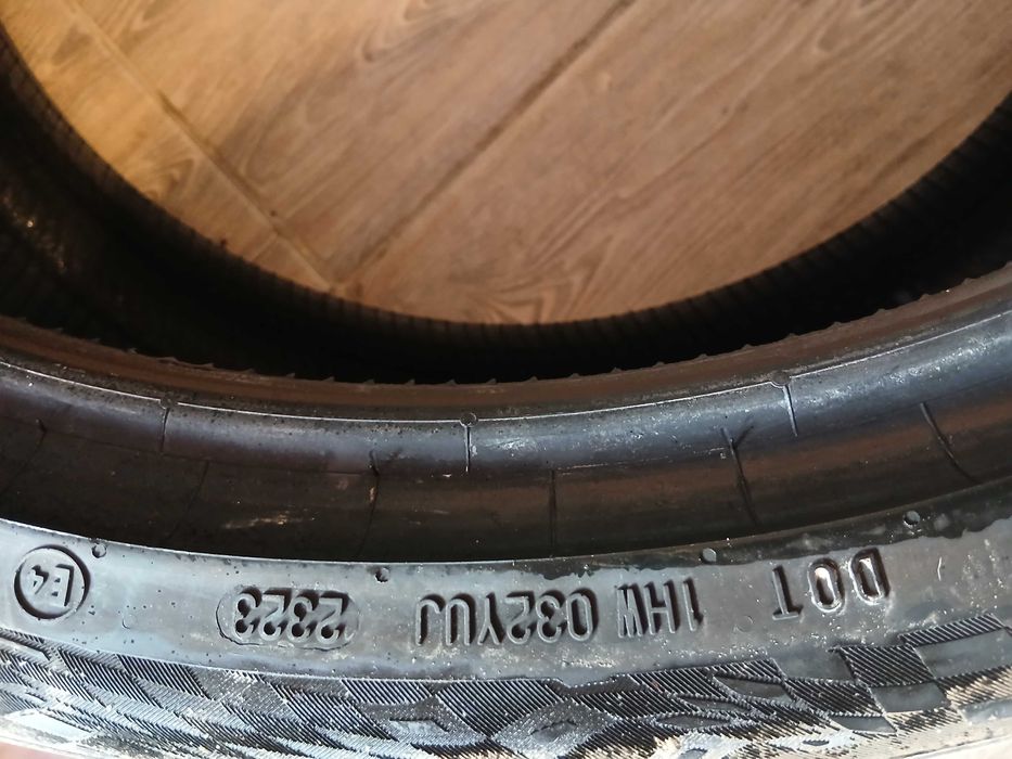 Vand anvelope uz. 275/35/R22