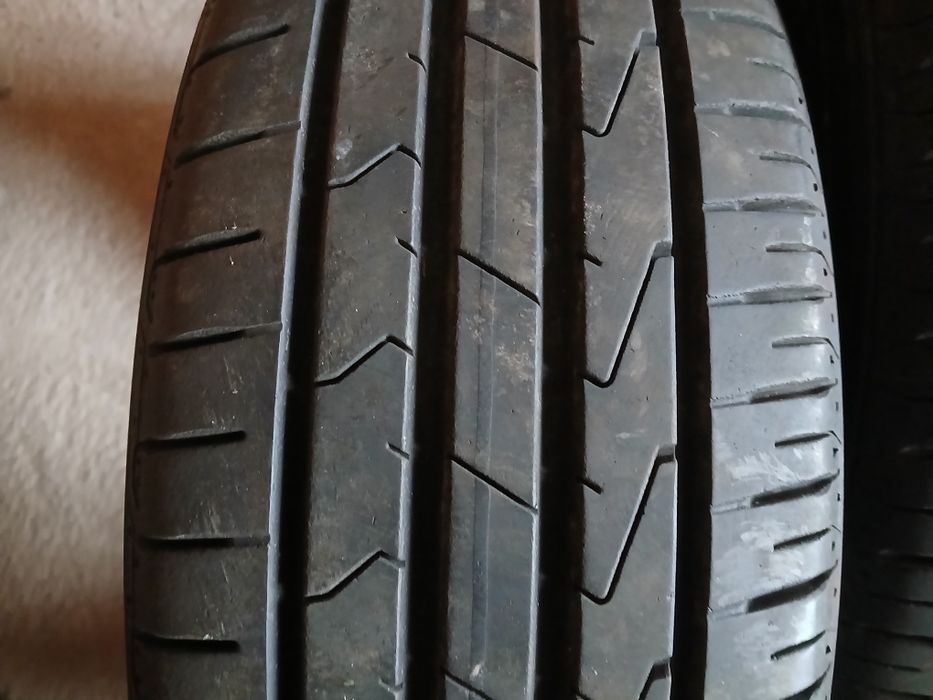 Летни гуми 15цола Hankook-185/60/15.7мм-грайфер 2018година