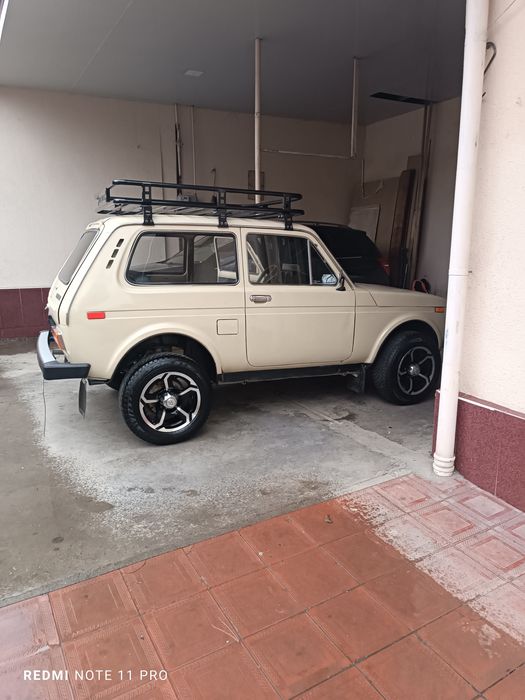 Диски и шины на  Волга Нива  комплект