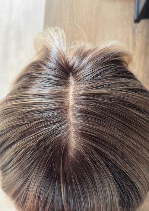 Реалистична перука в цвят Light Mixed Blonde