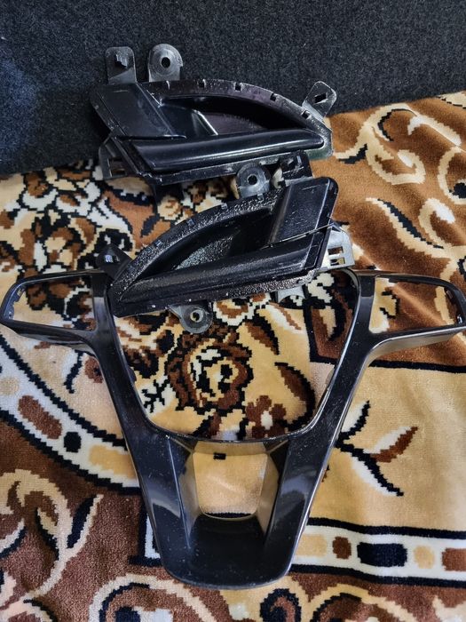 Lada Vesta ручки и пластик руля