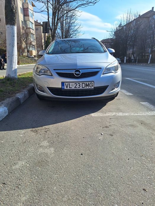 Opel astra j 1.7 cdti