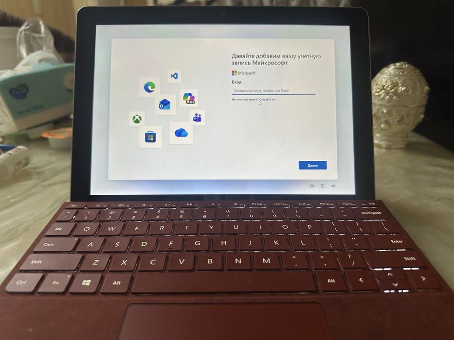 Плнашет ноутбук от Microsoft