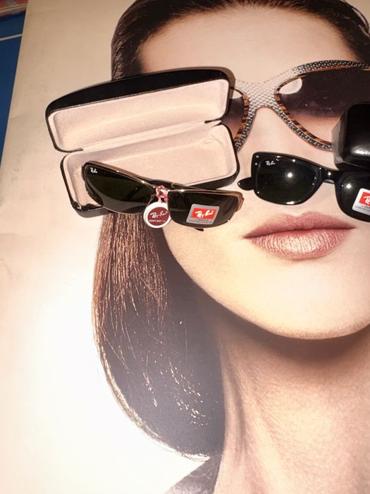 Продам очки Ray-Ban