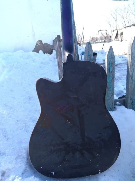 Гитара и домбыра