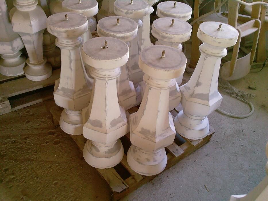 vand balustrii confectionati manual, model deosebit