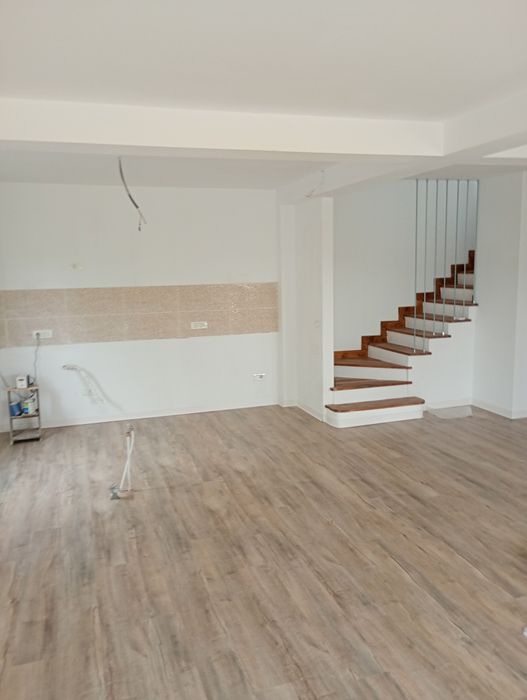 Casă Bacău, Măgura-Razasie, proprietarP+M  | 140 mp | Teren 750 mp | 2.5 km de Bacău"
