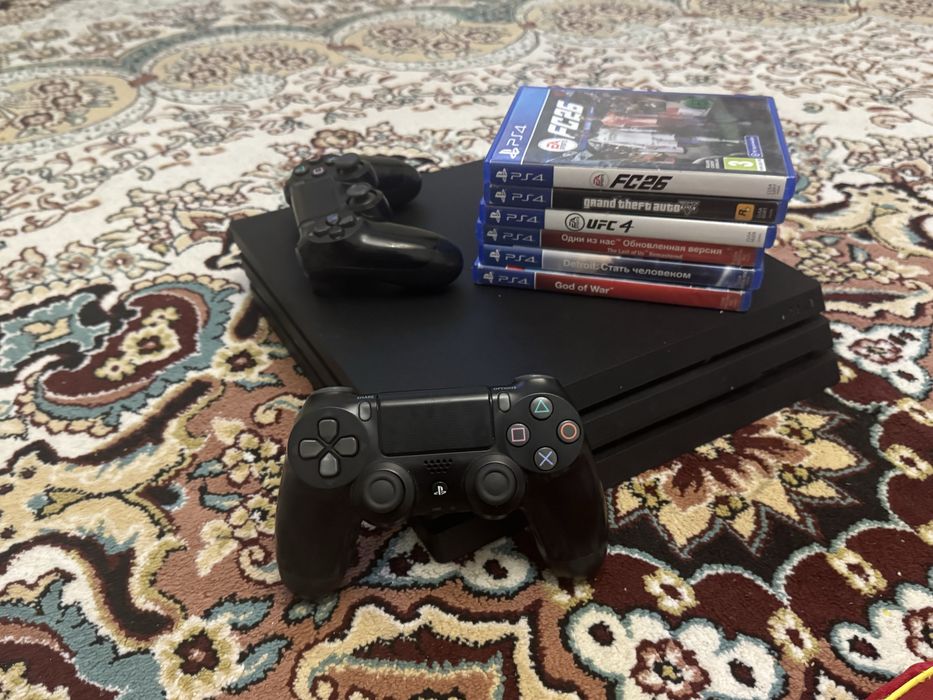 PlayStation 4 Pro продаётся