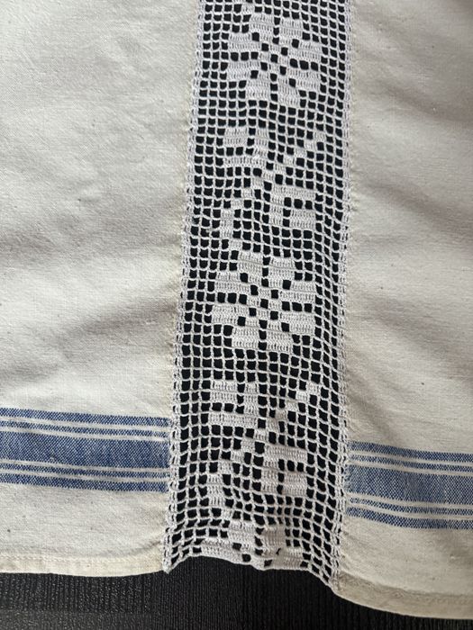Fata de masa tesuta la razboi/ fata de masa in traditionala