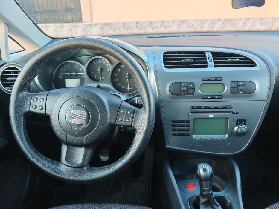 Seat Leon an 2008-1.6 benzina