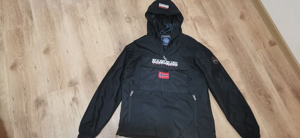 Ветровка Napapijri