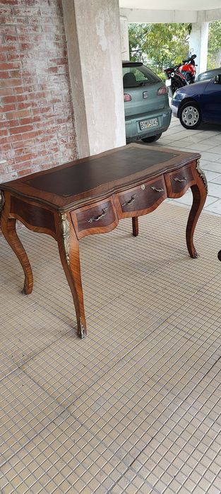 Класическо писалище / бюро и офис кресло