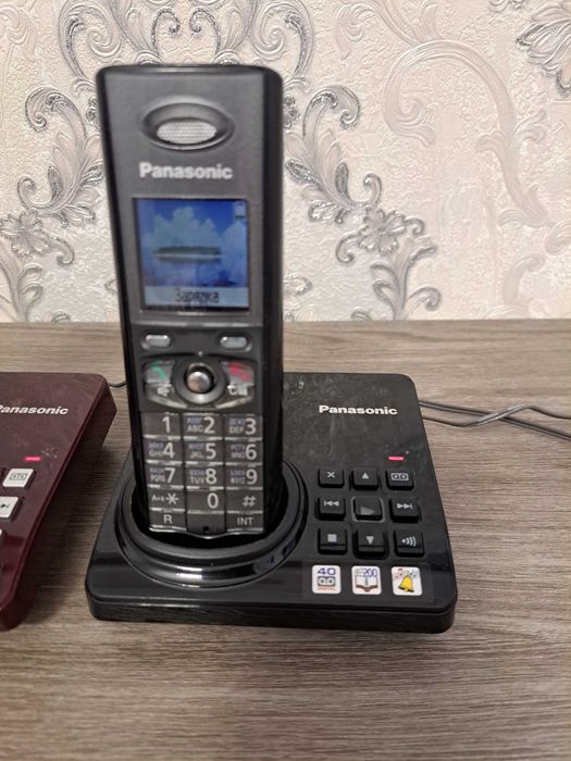 Радиотелефон Panasonic kx-tg8225