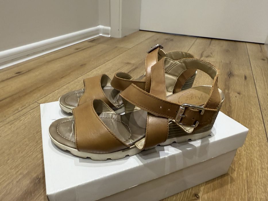 Дамски сандали - бели, червени, бежови